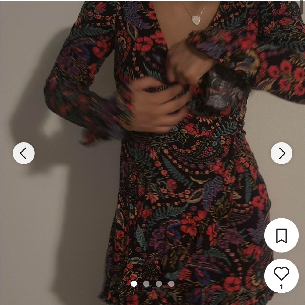 Woman’s floral colorful wrap dress size L